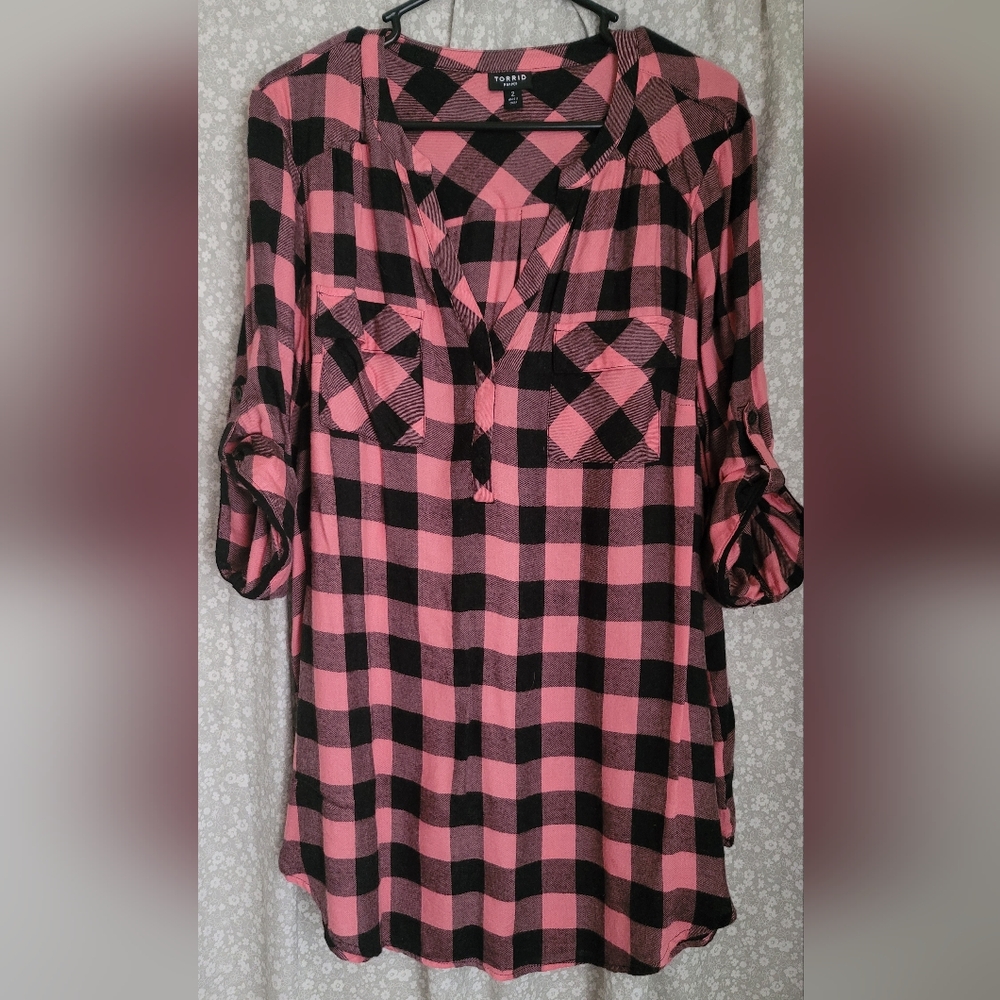Torrid Pink Buffalo Plaid Flannel Tunic